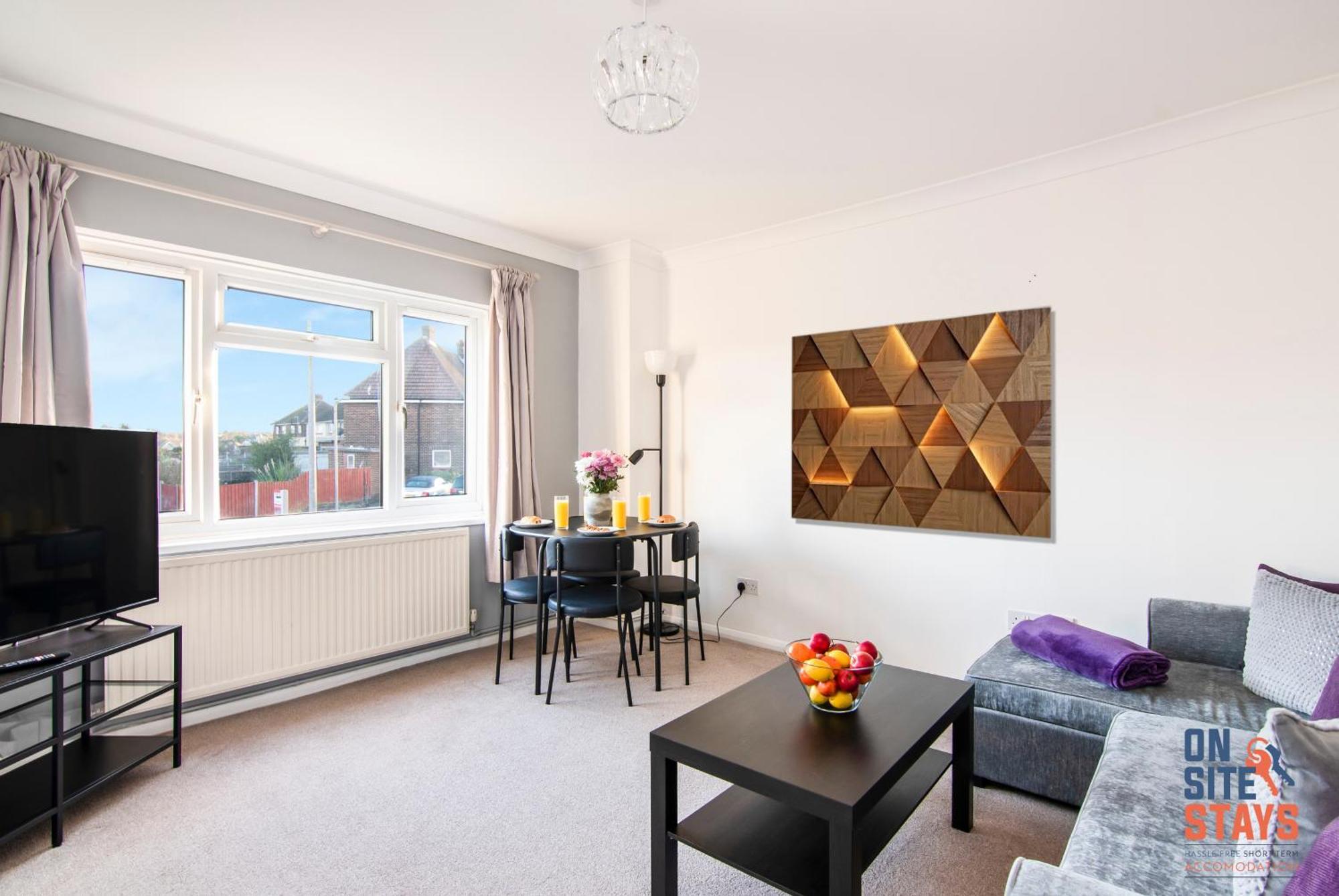 Onsitestays - Cosy 2-Bedroom Apartment With Private Entrance & Long Stay Prices Gravesend Exterior photo