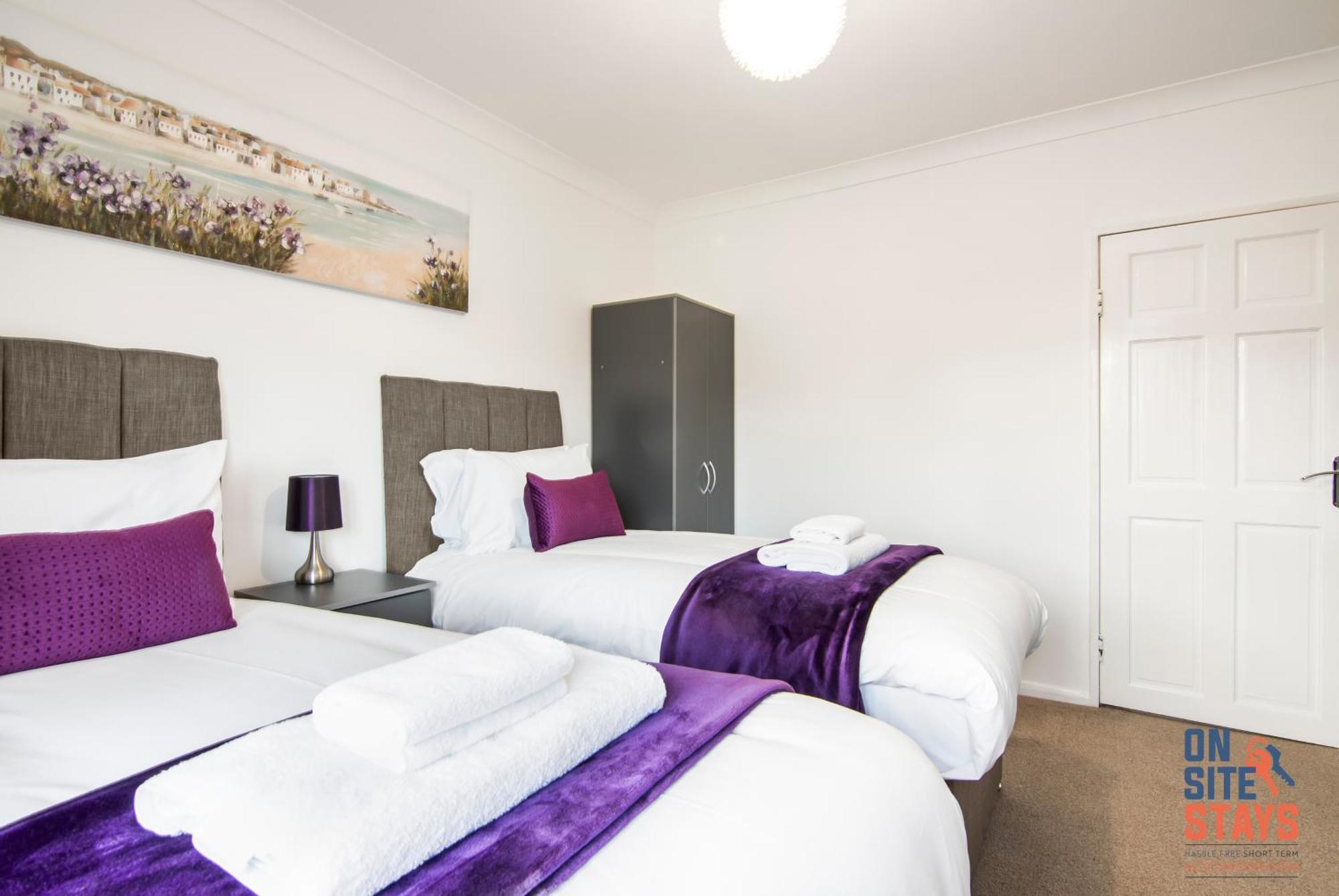 Onsitestays - Cosy 2-Bedroom Apartment With Private Entrance & Long Stay Prices Gravesend Exterior photo