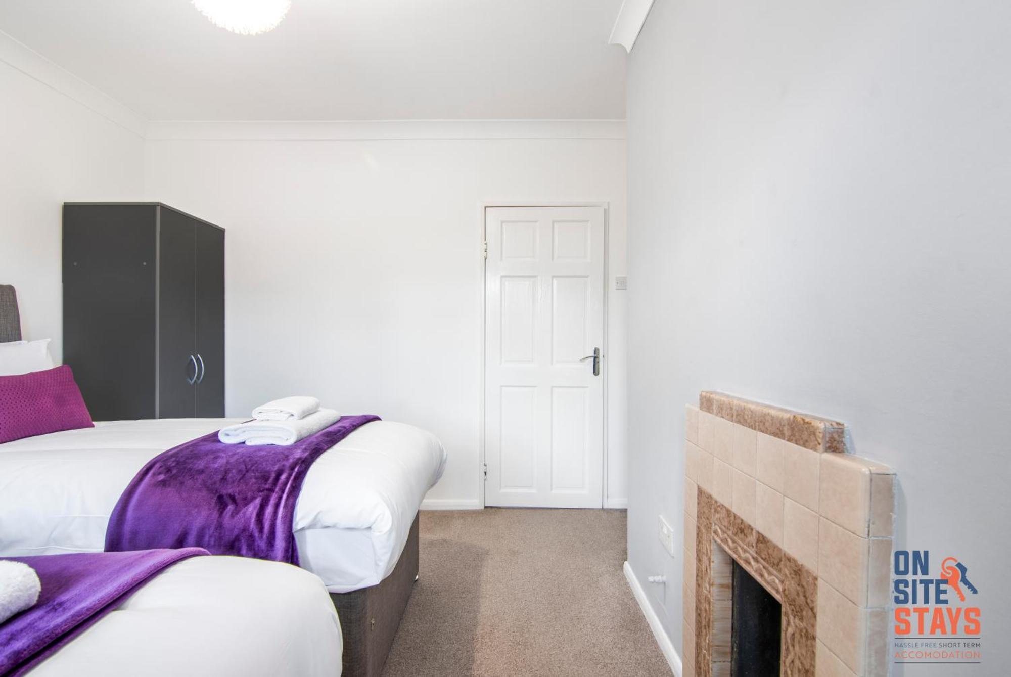 Onsitestays - Cosy 2-Bedroom Apartment With Private Entrance & Long Stay Prices Gravesend Exterior photo